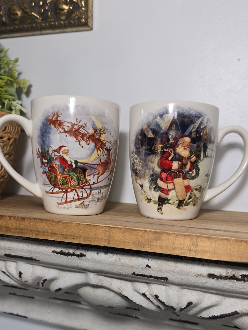 Set of 2 Pottery Barn Nostalgic Christmas Santa Mugs Ceramic Coffee Cups